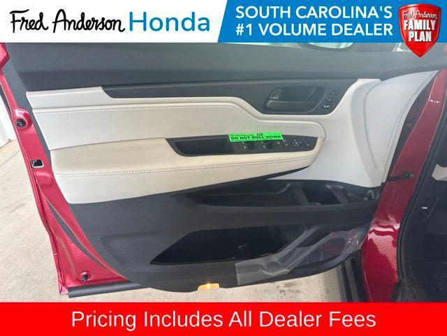 new 2026 Honda Odyssey car, priced at $44,125