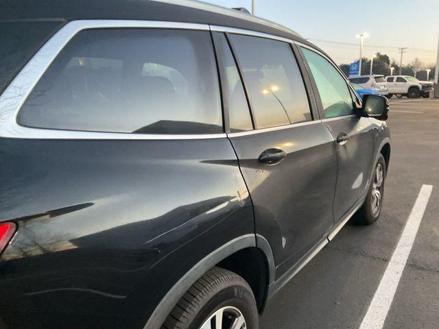 used 2016 Honda Pilot car