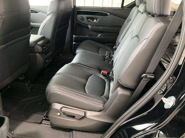 new 2026 Honda Pilot car, priced at $43,946