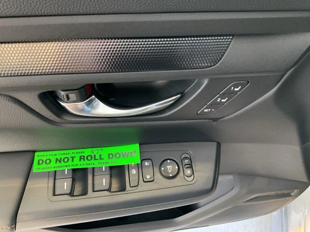 new 2026 Honda CR-V Hybrid car, priced at $38,277