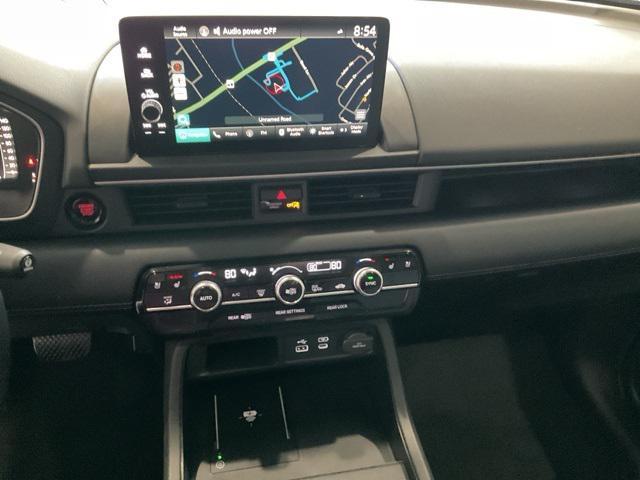 used 2025 Honda Pilot car, priced at $49,354