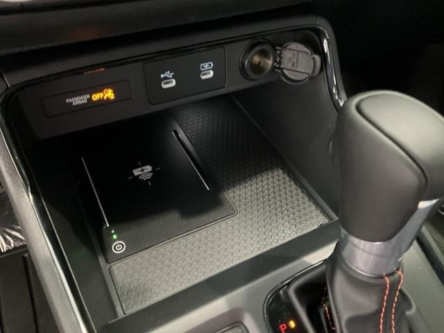 new 2026 Honda CR-V Hybrid car, priced at $38,277