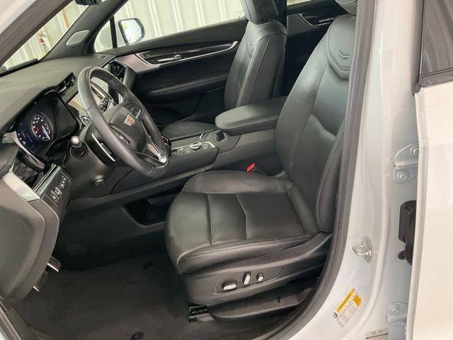 used 2024 Cadillac XT6 car, priced at $45,412