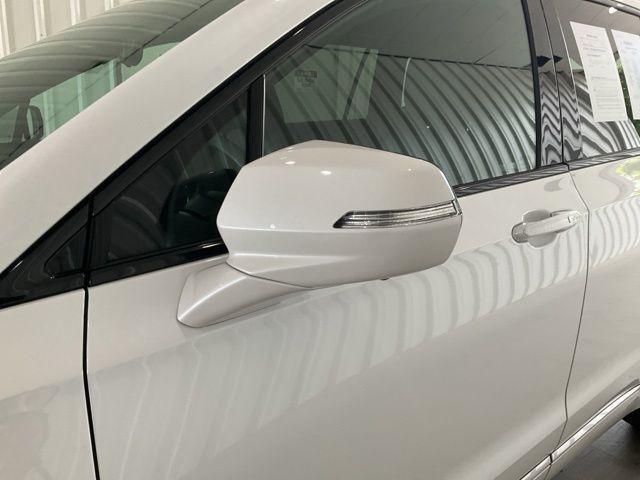 used 2024 Cadillac XT6 car, priced at $45,412