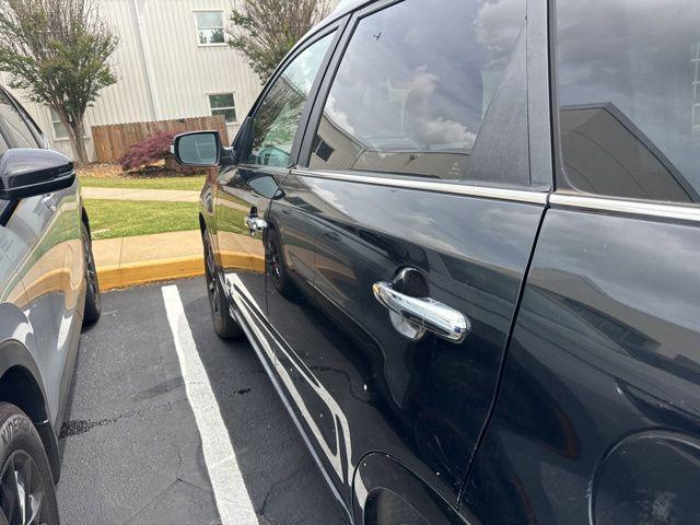 used 2011 Kia Sorento car, priced at $9,499