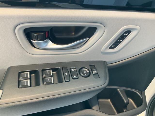 new 2025 Honda Pilot car, priced at $41,888