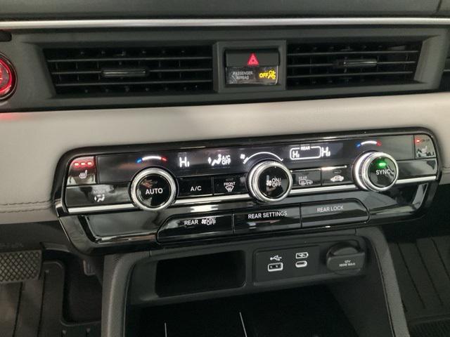 new 2025 Honda Pilot car, priced at $46,481