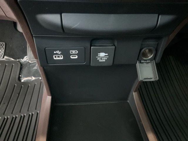 new 2026 Honda Odyssey car, priced at $45,876