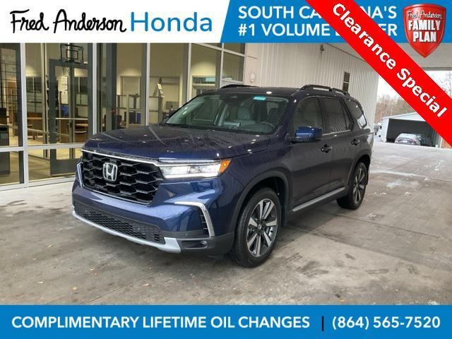 new 2025 Honda Pilot car, priced at $47,438