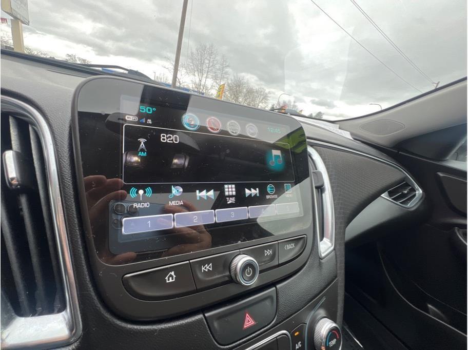 used 2018 Chevrolet Malibu car, priced at $15,990