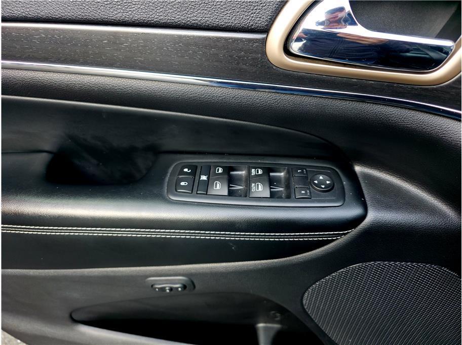 used 2017 Jeep Grand Cherokee car, priced at $12,990