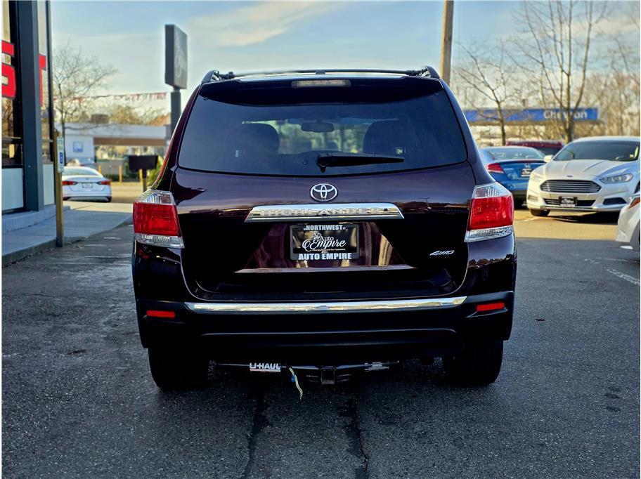 used 2013 Toyota Highlander car, priced at $15,990