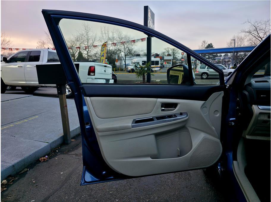 used 2014 Subaru XV Crosstrek Hybrid car, priced at $10,990