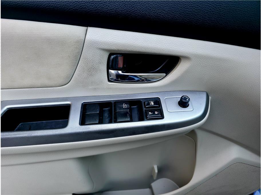 used 2014 Subaru XV Crosstrek Hybrid car, priced at $10,990