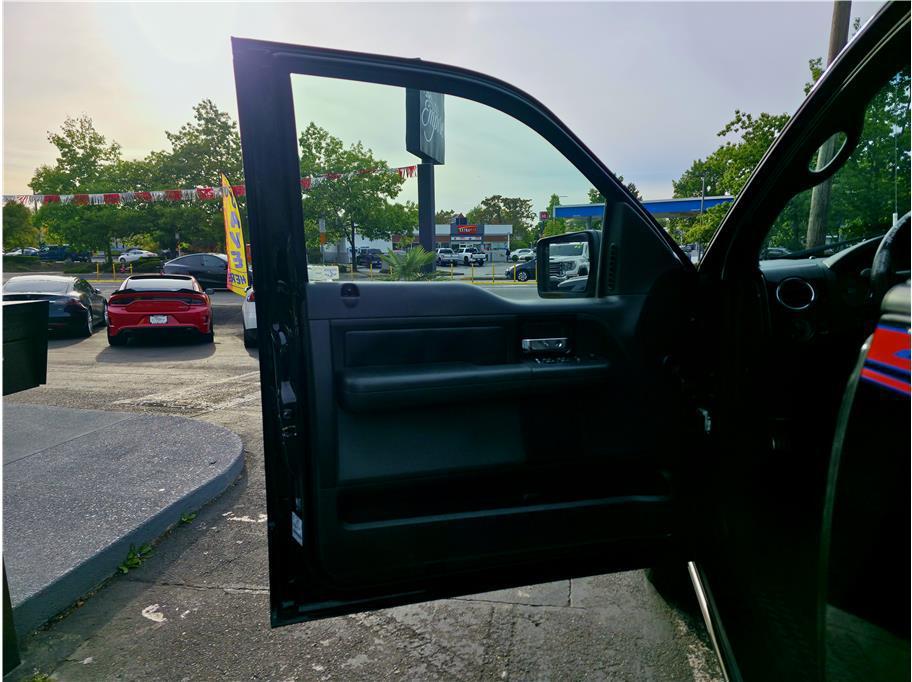 used 2006 Ford F-150 car, priced at $11,990