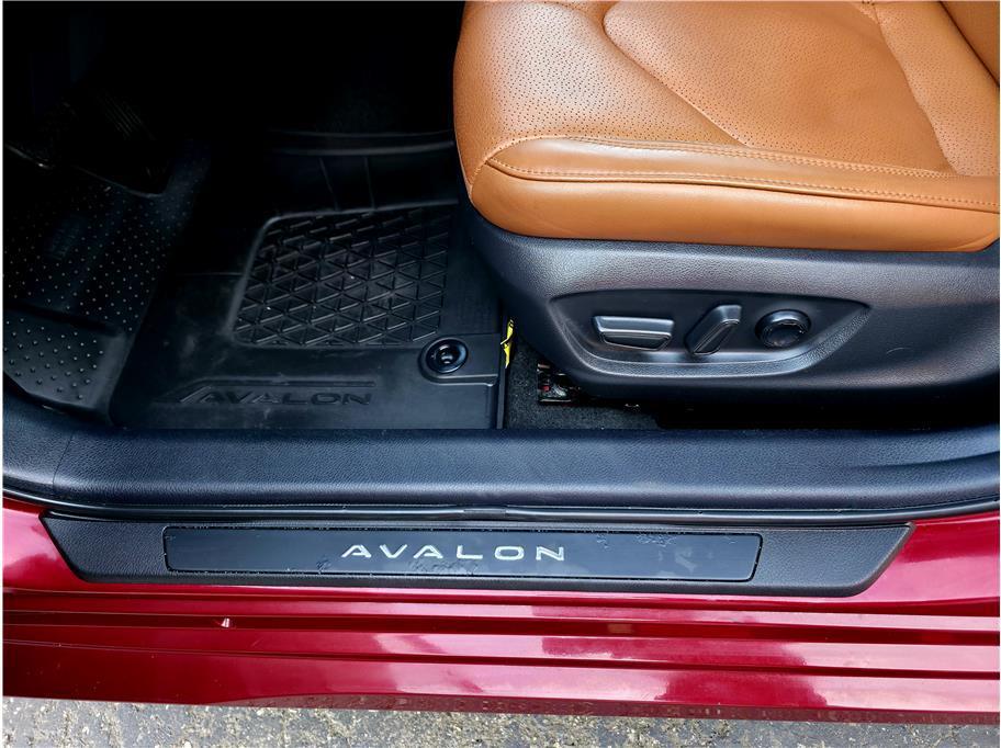 used 2021 Toyota Avalon Hybrid car, priced at $28,990