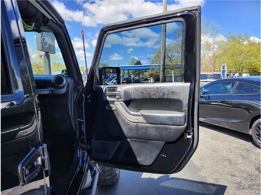 used 2013 Jeep Wrangler Unlimited car, priced at $12,750