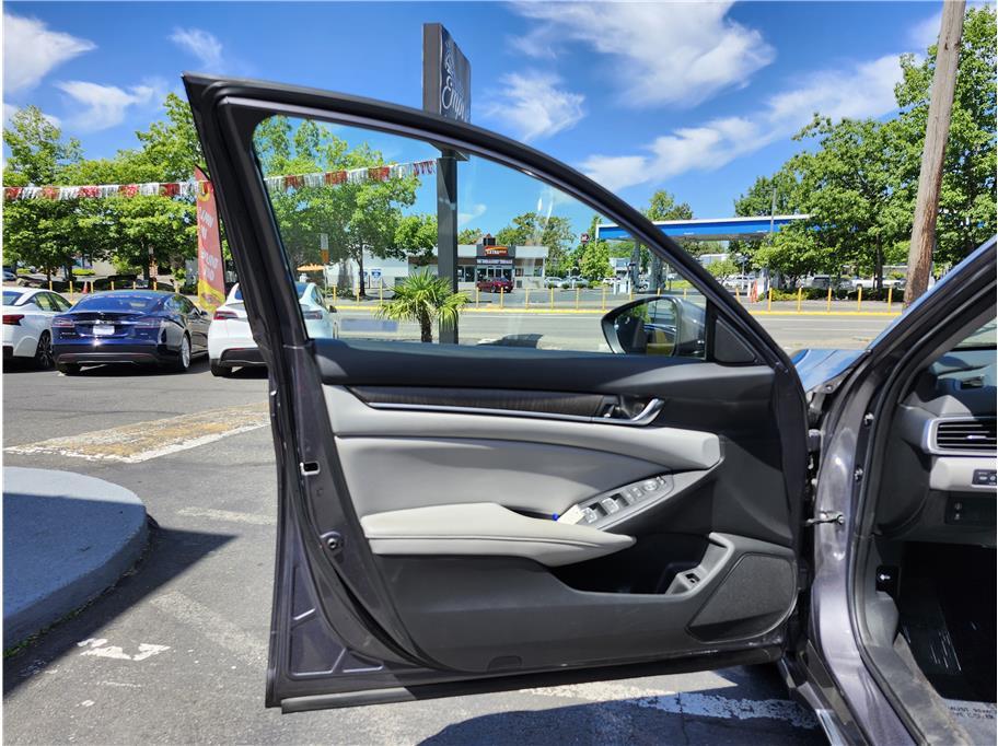 used 2019 Honda Accord Hybrid car, priced at $24,990