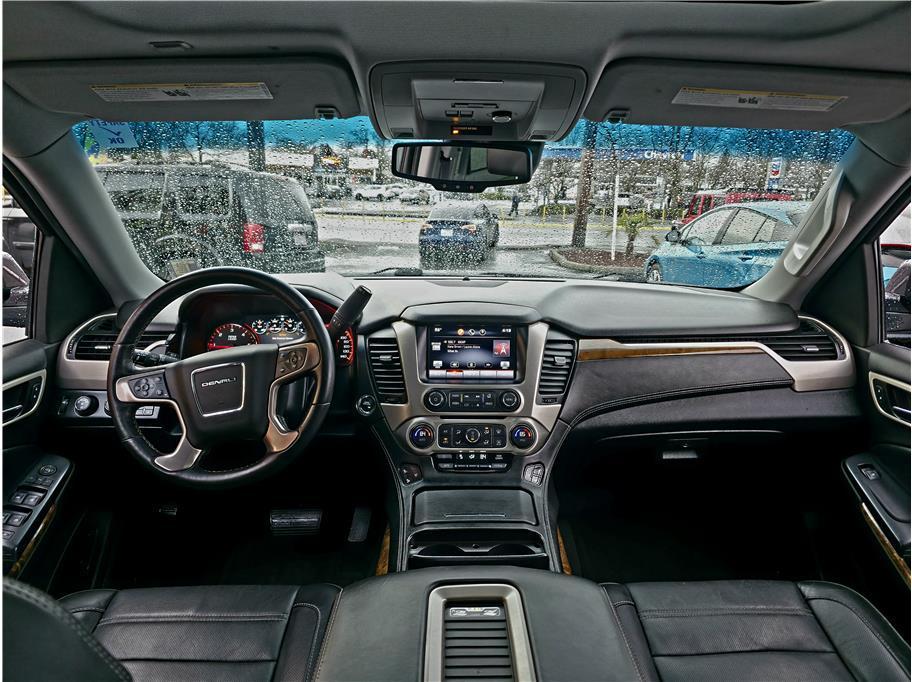 used 2015 GMC Yukon car, priced at $18,990