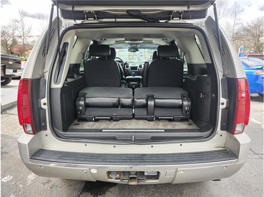 used 2007 Cadillac Escalade car, priced at $6,990