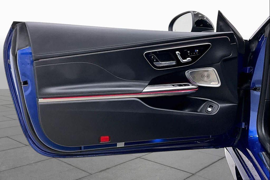 Mercedes-Benz CLE view 25