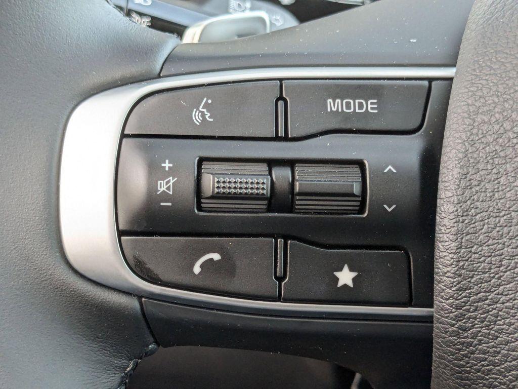 new 2025 Kia Sportage Hybrid car, priced at $31,499