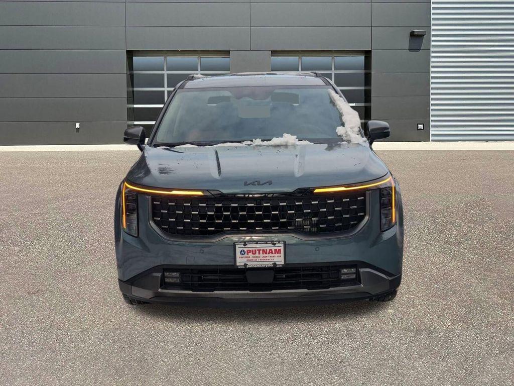 new 2026 Kia Carnival Hybrid car, priced at $55,395