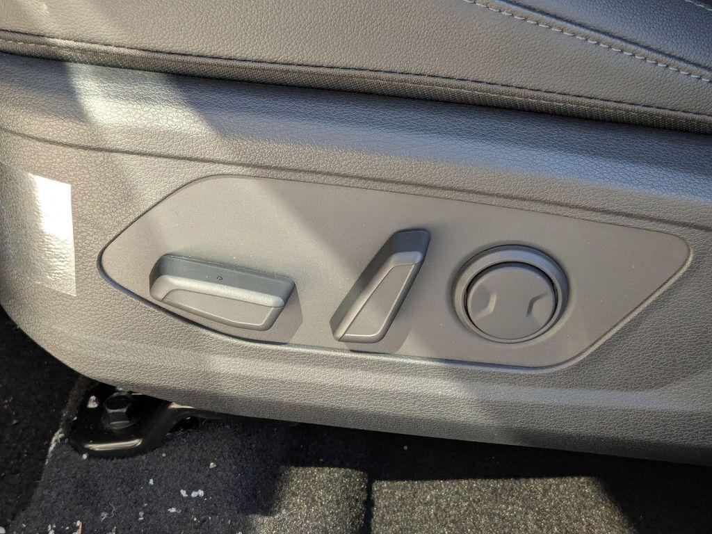 new 2026 Kia Sportage Hybrid car, priced at $35,344