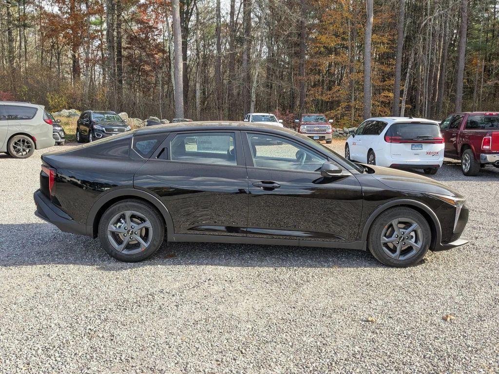 new 2025 Kia K4 car, priced at $24,096