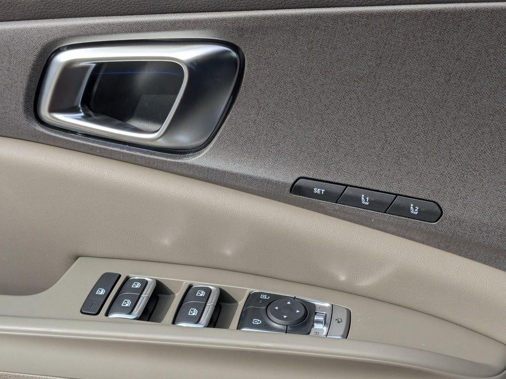 new 2026 Kia Carnival car, priced at $41,917