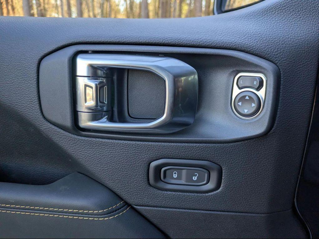 new 2026 Jeep Wrangler car, priced at $51,759