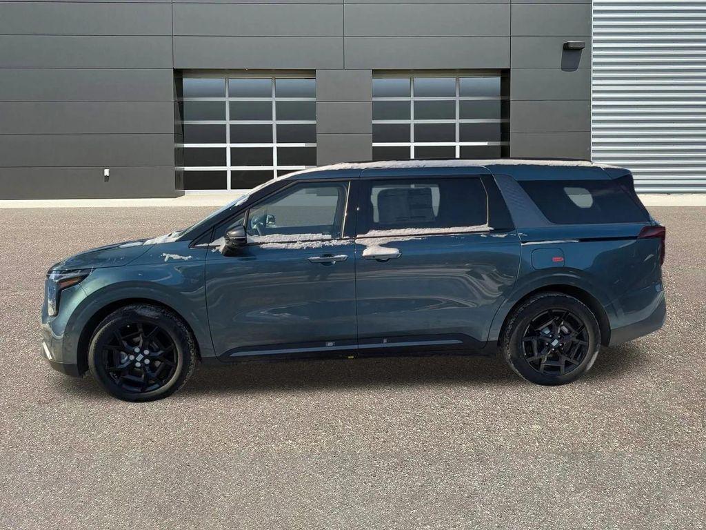 new 2026 Kia Carnival Hybrid car, priced at $55,395