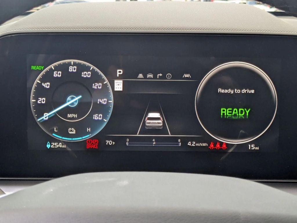 new 2025 Kia Niro EV car, priced at $31,705