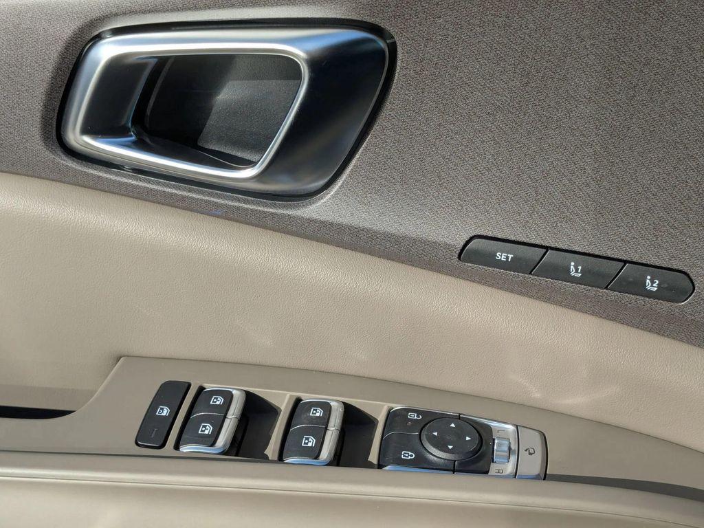 new 2026 Kia Carnival car, priced at $42,381