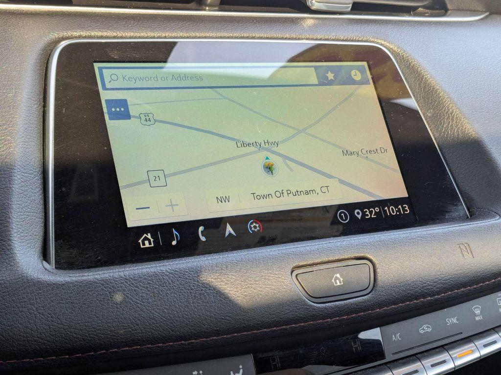 used 2020 Cadillac XT4 car, priced at $15,999