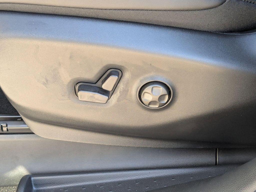 new 2026 Chrysler Pacifica car, priced at $41,705