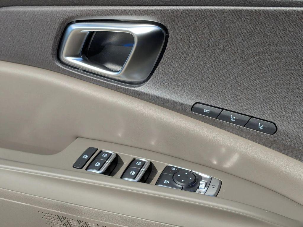 new 2026 Kia Carnival Hybrid car, priced at $45,000