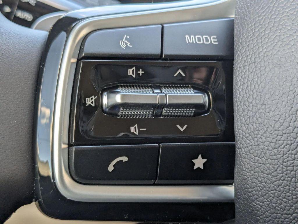 new 2026 Kia Carnival Hybrid car, priced at $45,000