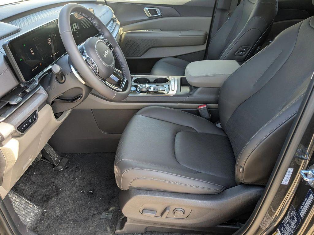 new 2026 Kia Carnival Hybrid car, priced at $45,000