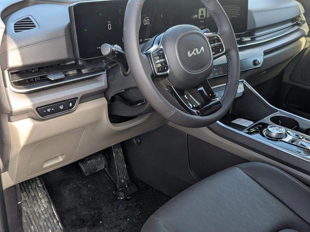 new 2026 Kia Carnival Hybrid car, priced at $45,000