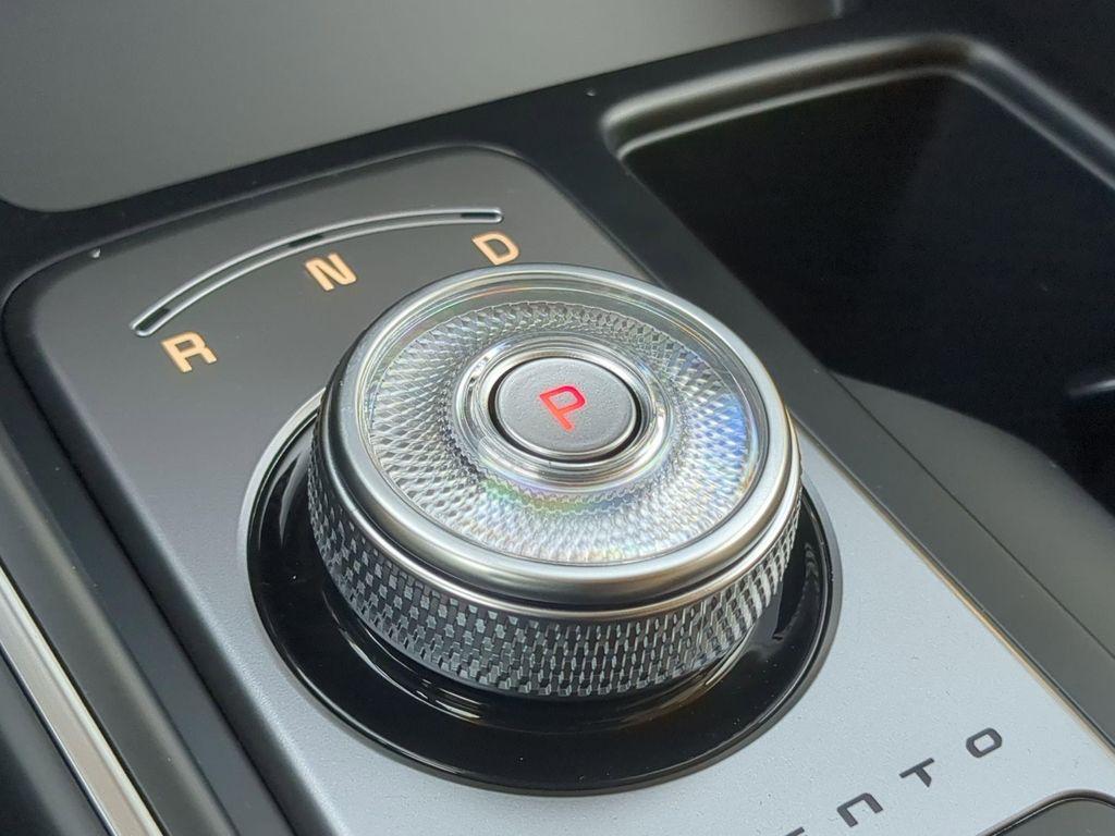new 2026 Kia Sorento Hybrid car, priced at $41,456
