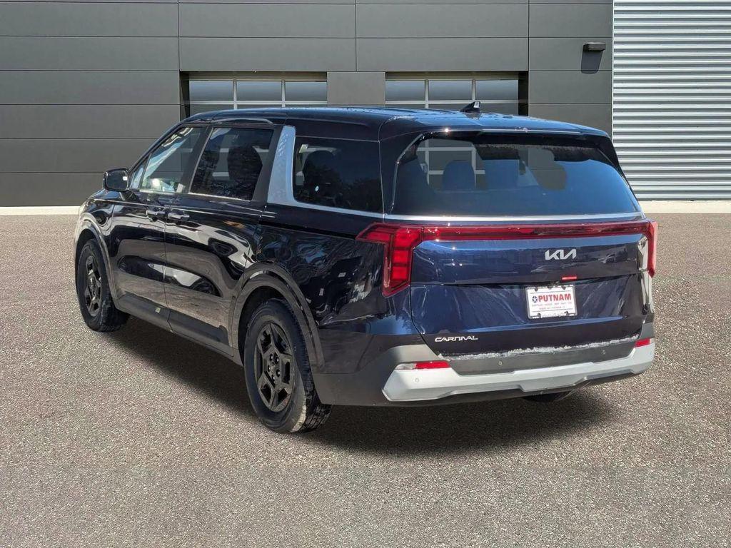 new 2026 Kia Carnival car, priced at $39,735