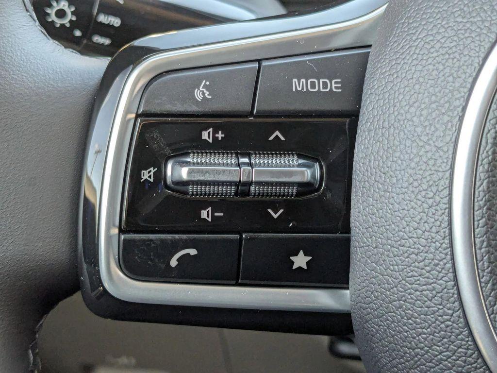 new 2026 Kia Carnival car, priced at $39,735