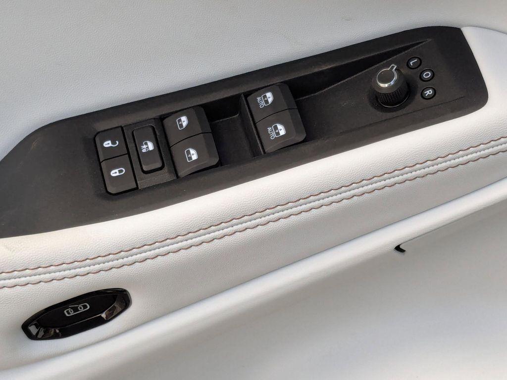 new 2026 Jeep Cherokee car, priced at $42,310