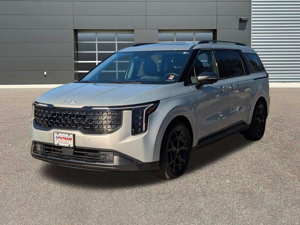 used 2025 Kia Carnival car, priced at $44,999