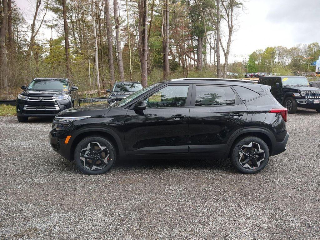 new 2026 Kia Seltos car, priced at $28,615
