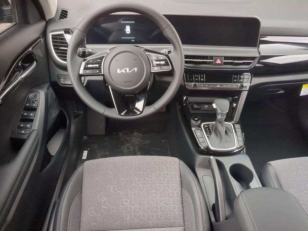 new 2026 Kia Seltos car, priced at $28,615