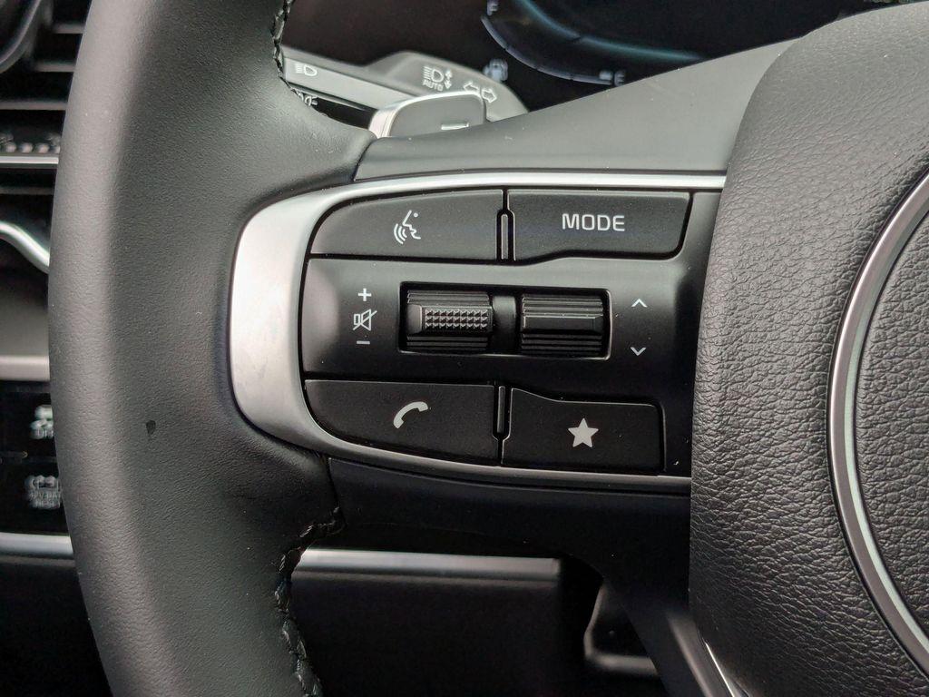 new 2025 Kia Sportage Hybrid car, priced at $32,219