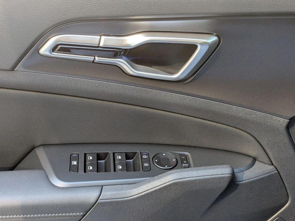 new 2026 Kia Sportage Hybrid car, priced at $36,226