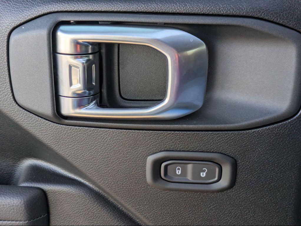 new 2026 Jeep Wrangler car, priced at $39,369